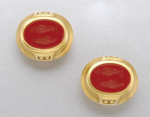 Lot image - Pair of Gold and Carnelian Intaglio Earclips