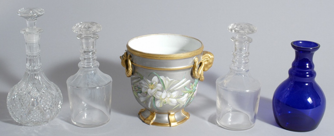 Lot image - Miscellaneous Group of Table Decorations