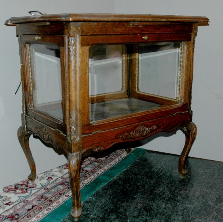 Lot image - Victorian Oak Tea Table