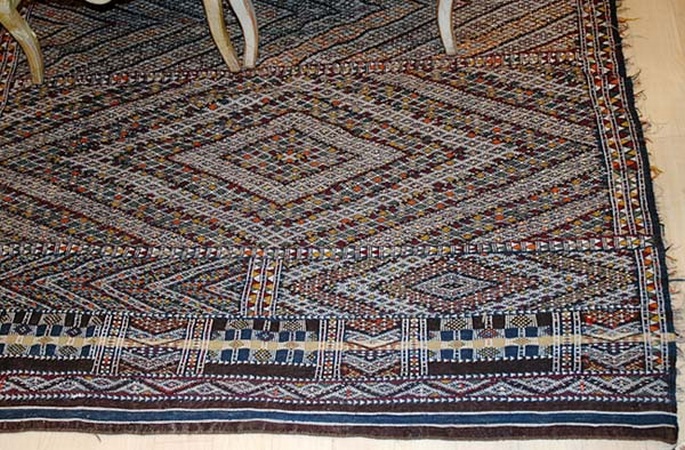 Lot image - South Persian Kilim