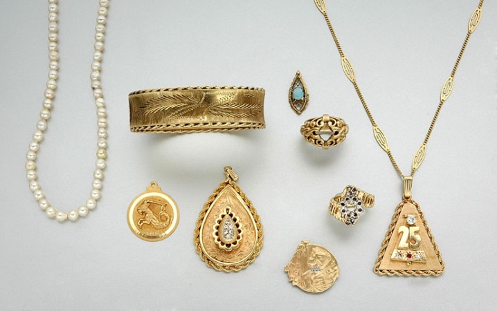 Lot image - Group of Assorted Gold, Cultured Pearl and Costume Jewelry