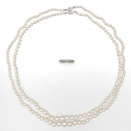 Lot image - Double Strand Cultured Pearl Necklace and Guard Ring