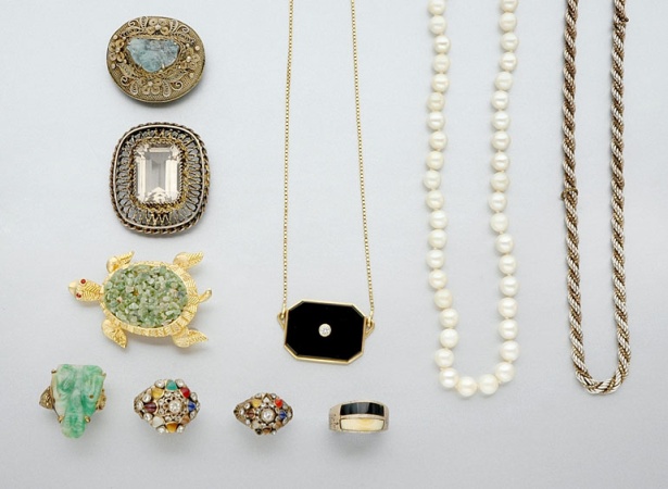 Lot image - Group of Assorted Jewelry and Costume Jewelry