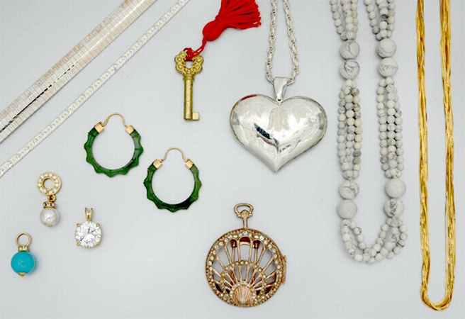 Lot image - Group of Assorted Jewelry and Costume Jewelry