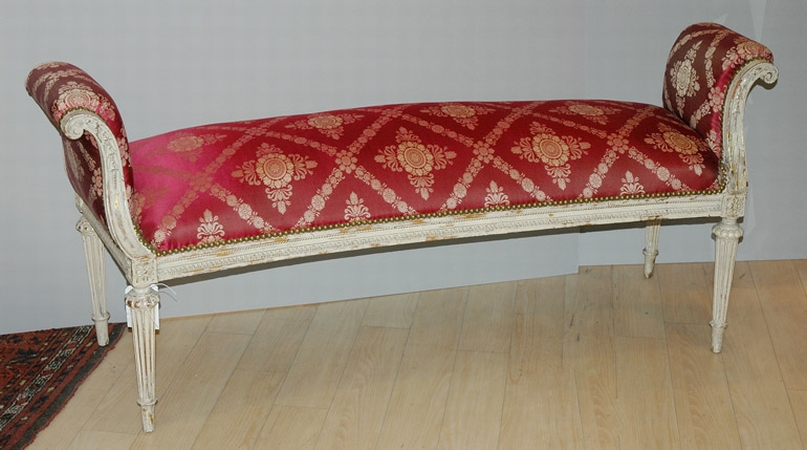 Lot image - Louis XVI Style White Painted Window Bench