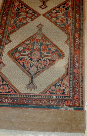 Lot image - Serab Runner