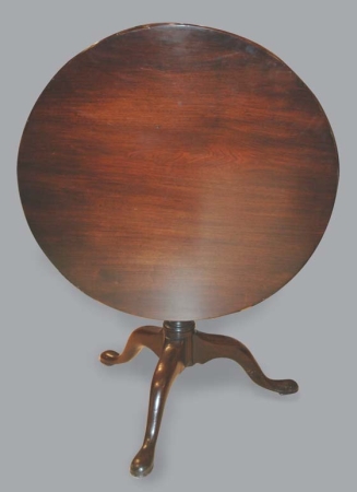 Lot image - Georgian Style Mahogany Tilt-Top Table