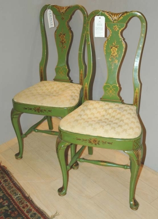 Lot image - Pair of Queen Anne Style Painted Side Chairs