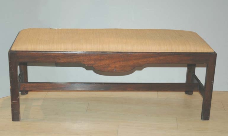 Lot image - Georgian Style Mahogany Bench