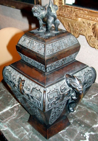 Lot image - Chinese Archaic Style Bronze Fanglei