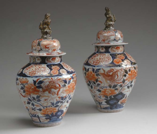 Lot image - Pair of Japanese Imari Covered Vases