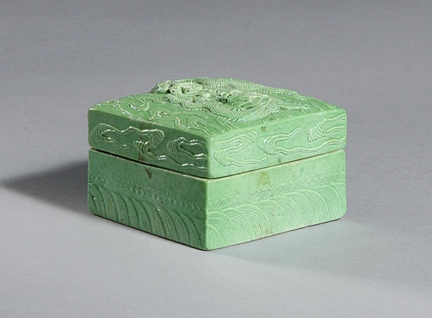 Lot image - Chinese Lime Green Glazed Porcelain Box
