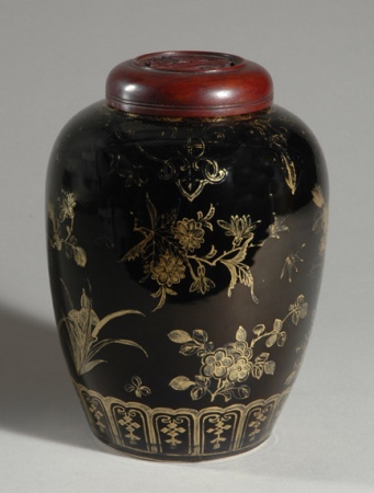 Lot image - Chinese Gilt and Black Glazed Porcelain Vase
