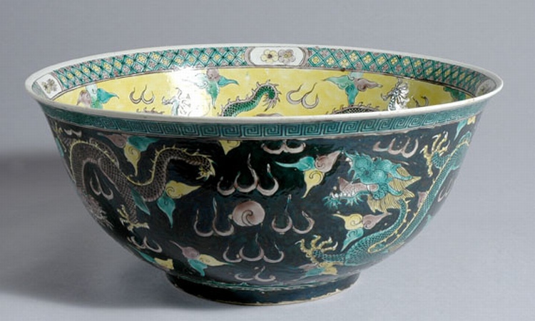 Lot image - Chinese Enameled Deep Bowl