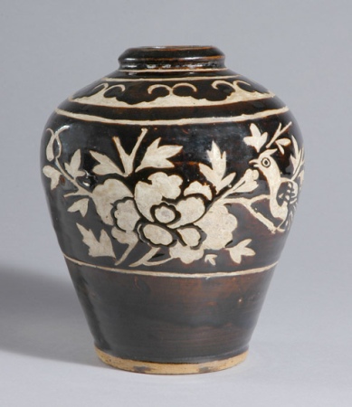 Lot image - Chinese Cizhou Vase
