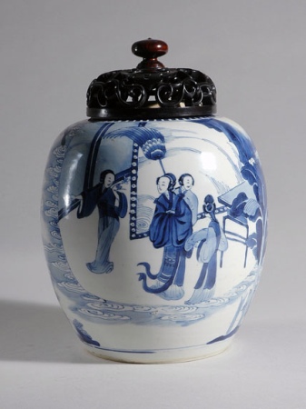 Lot image - Chinese Blue and White Glazed Vase