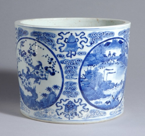 Lot image - Chinese Blue and White Glazed Jardiniere