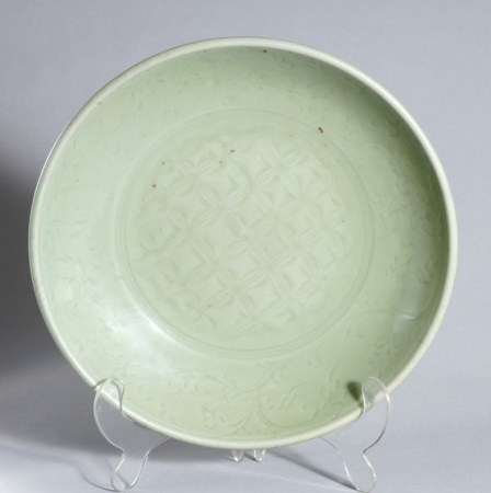 Lot image - Chinese Longquan Celadon Dish