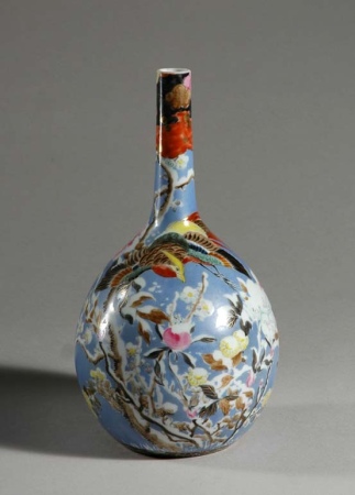 Lot image - Japanese Kutani Vase