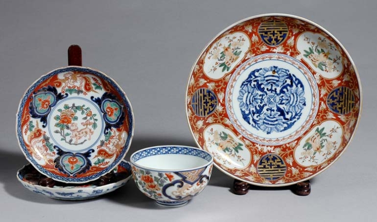 Lot image - Group of Japanese Imari Porcelain