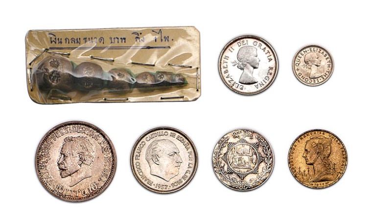 Lot image - WORLDWIDE: Approximately Five Hundred Thirty-Four Coins