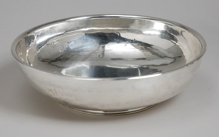 Lot image - William III Silver Center Bowl