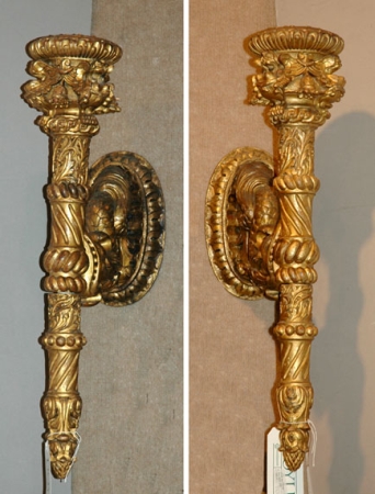 Lot image - Pair of Continental Neoclassical Gilt-Wood Sconces