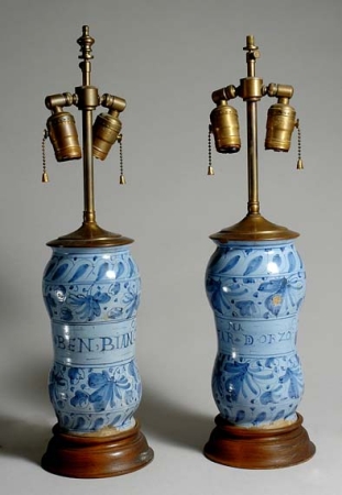 Lot image - Pair of Italian Maiolica Albarelli