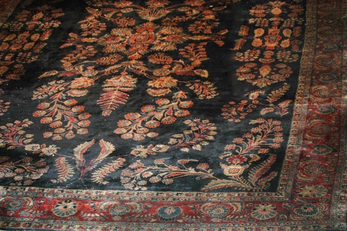 Lot image - Sarouk Carpet