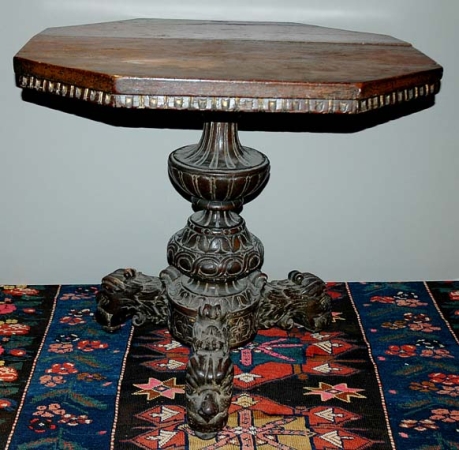 Lot image - Italian Baroque Walnut Side Table