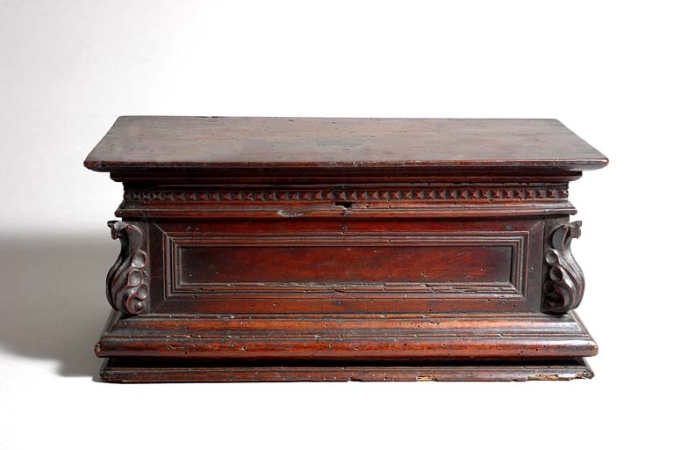 Lot image - Continental Baroque Walnut Box