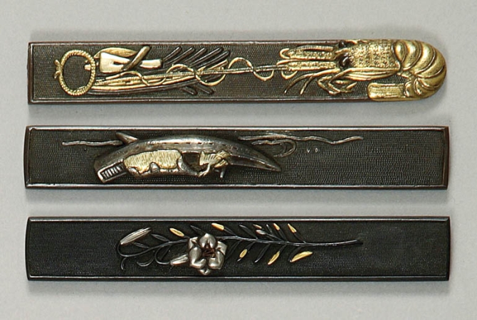 Lot image - Three Japanese Kozuka