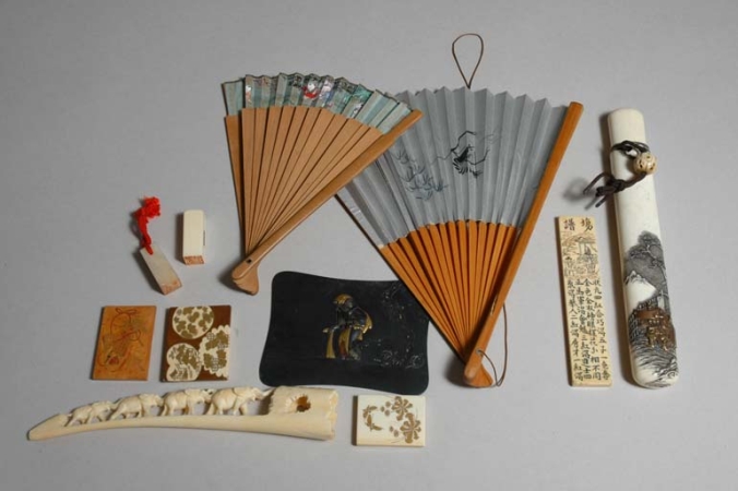 Lot image - Group of Chinese and Japanese Articles