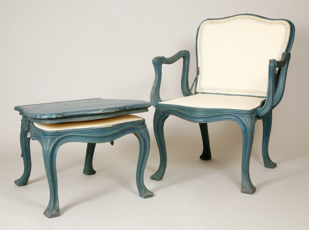 Lot image - Two Louis XV Style Green Painted Folding Chairs