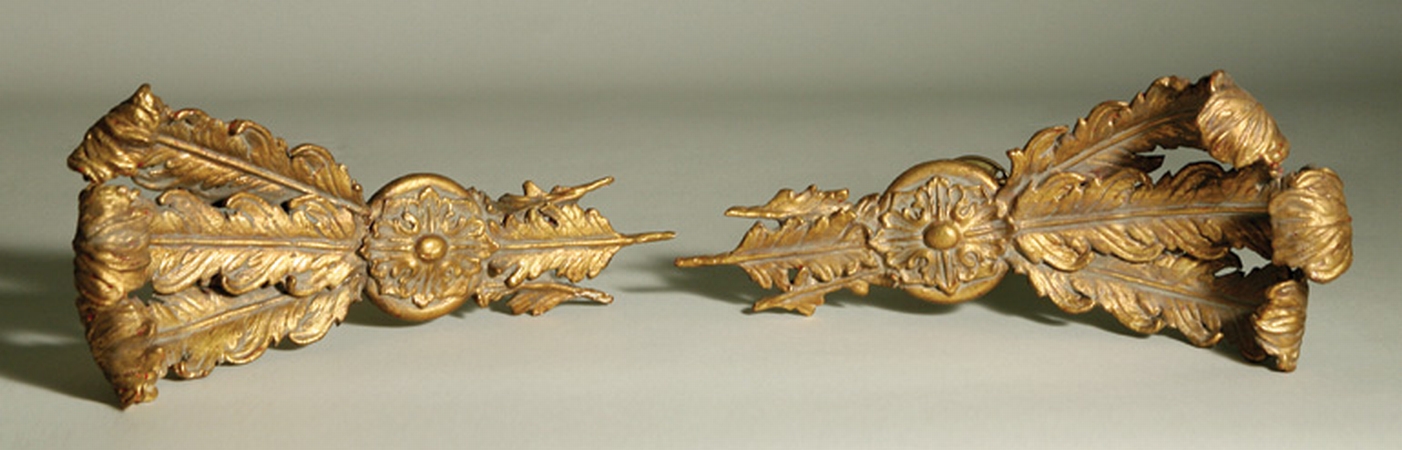 Lot image - Two Gilt-Wood Plumed Curtain Tiebacks