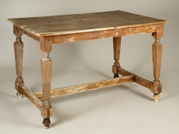 Lot image - Rustic Stained Pine Farm Table