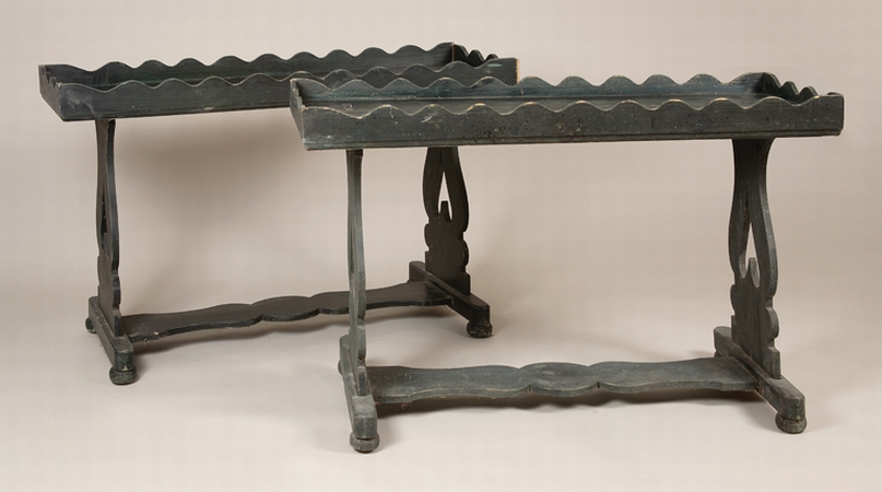 Lot image - Pair of Dark Green Painted Side Tables