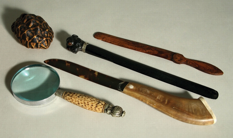 Lot image - Miscellaneous Group of Articles