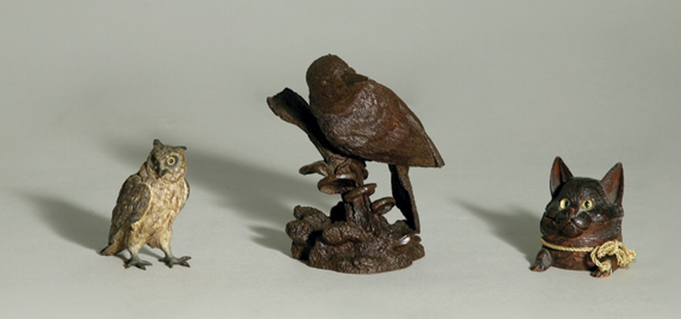 Lot image - Miscellaneous Group of Animals