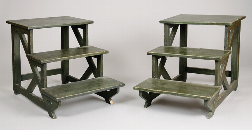 Lot image - Pair of Dark Green Painted Side Tables