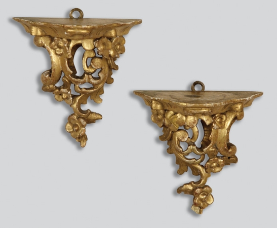 Lot image - Pair of Italian Rococo Style Gilt-Wood Brackets
