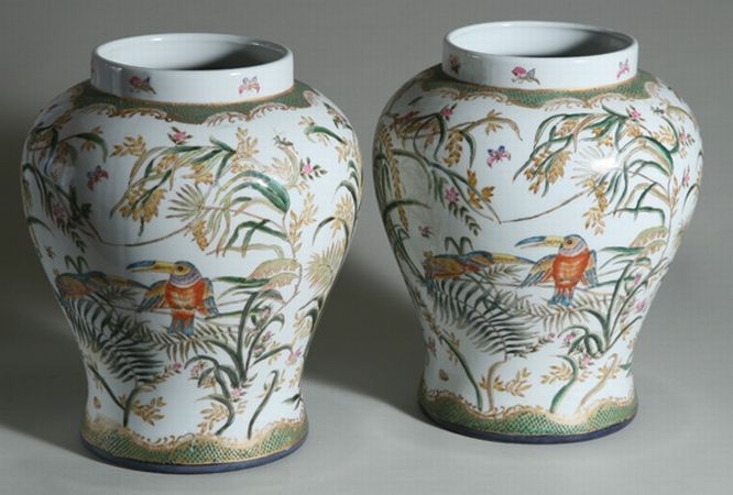 Lot image - Pair of Chinese Porcelain Jars