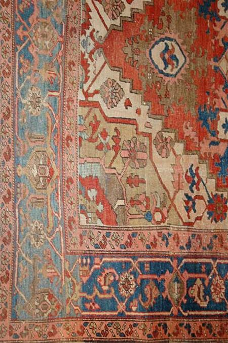 Lot image - Heriz Rug