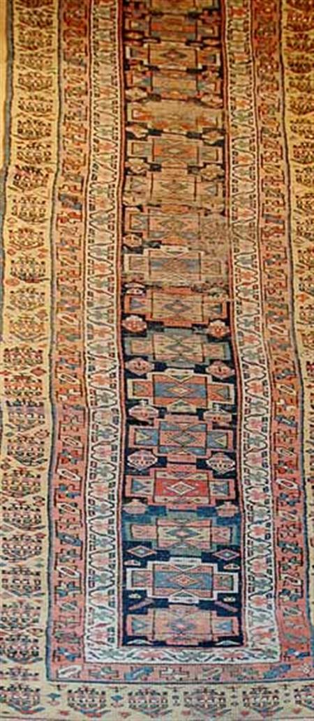 Lot image - Kurdish Runner