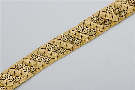 Lot image - Gold Bracelet