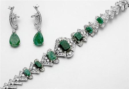 Lot image - Emerald and Diamond Bracelet and Pair of Pendant-Earrings