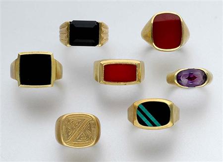 Lot image - Eight Gold Gentlemans Rings