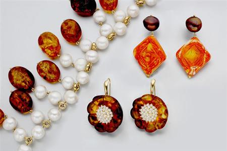 Lot image - Group of Freshwater Pearl, Amber and Carved Coral Jewelry