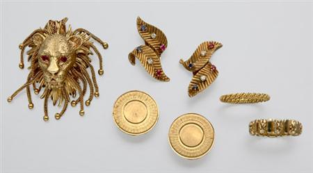 Lot image - Group of Gold Jewelry
