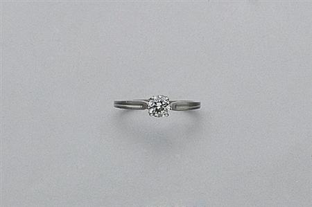 Lot image - Diamond Ring